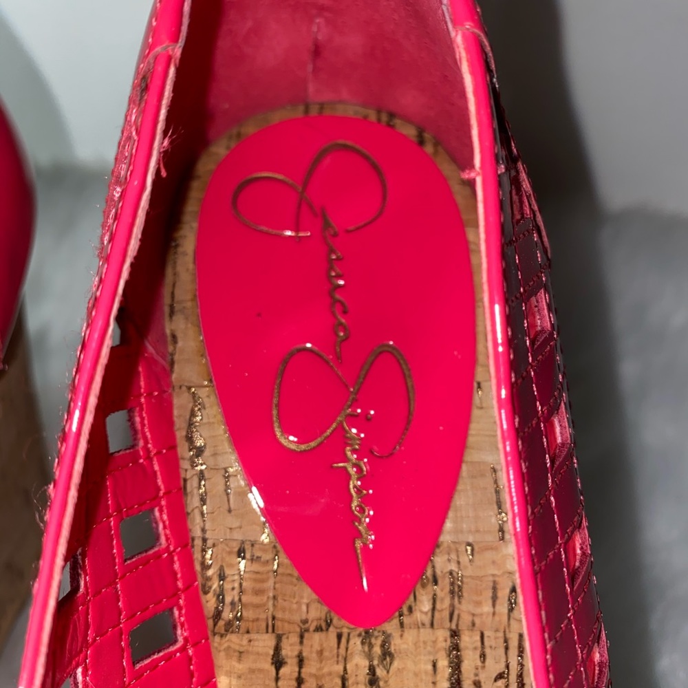 Jessica Simpson - Picture 2 of 5